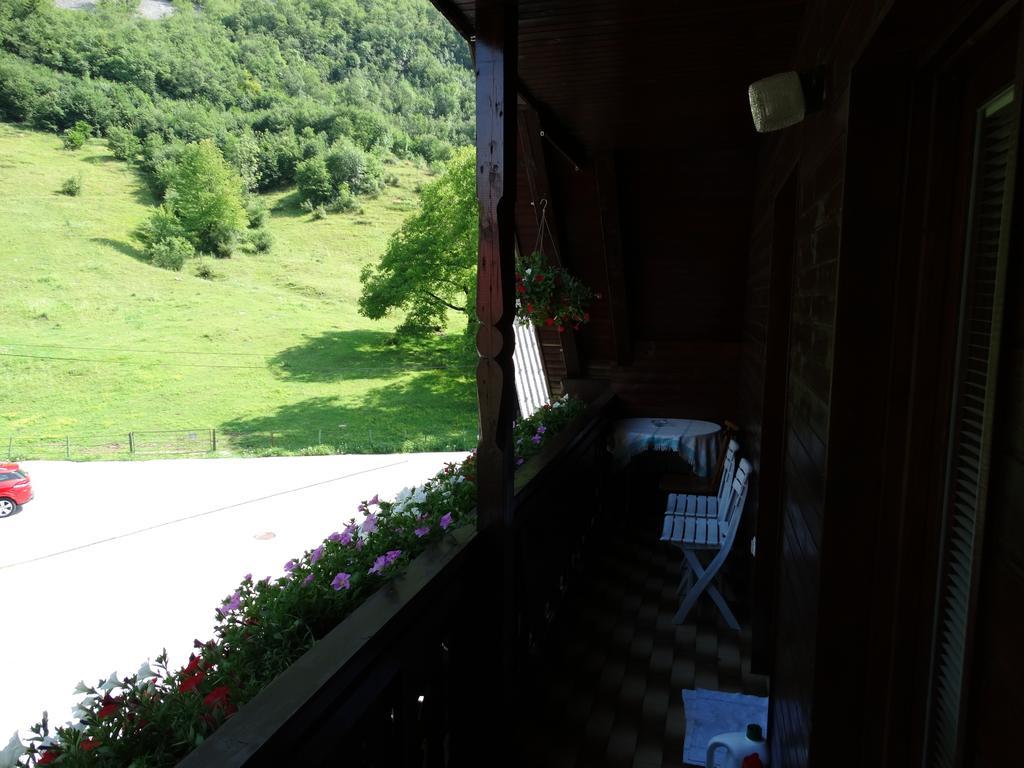 Apartments Stros Bohinj Rum bild